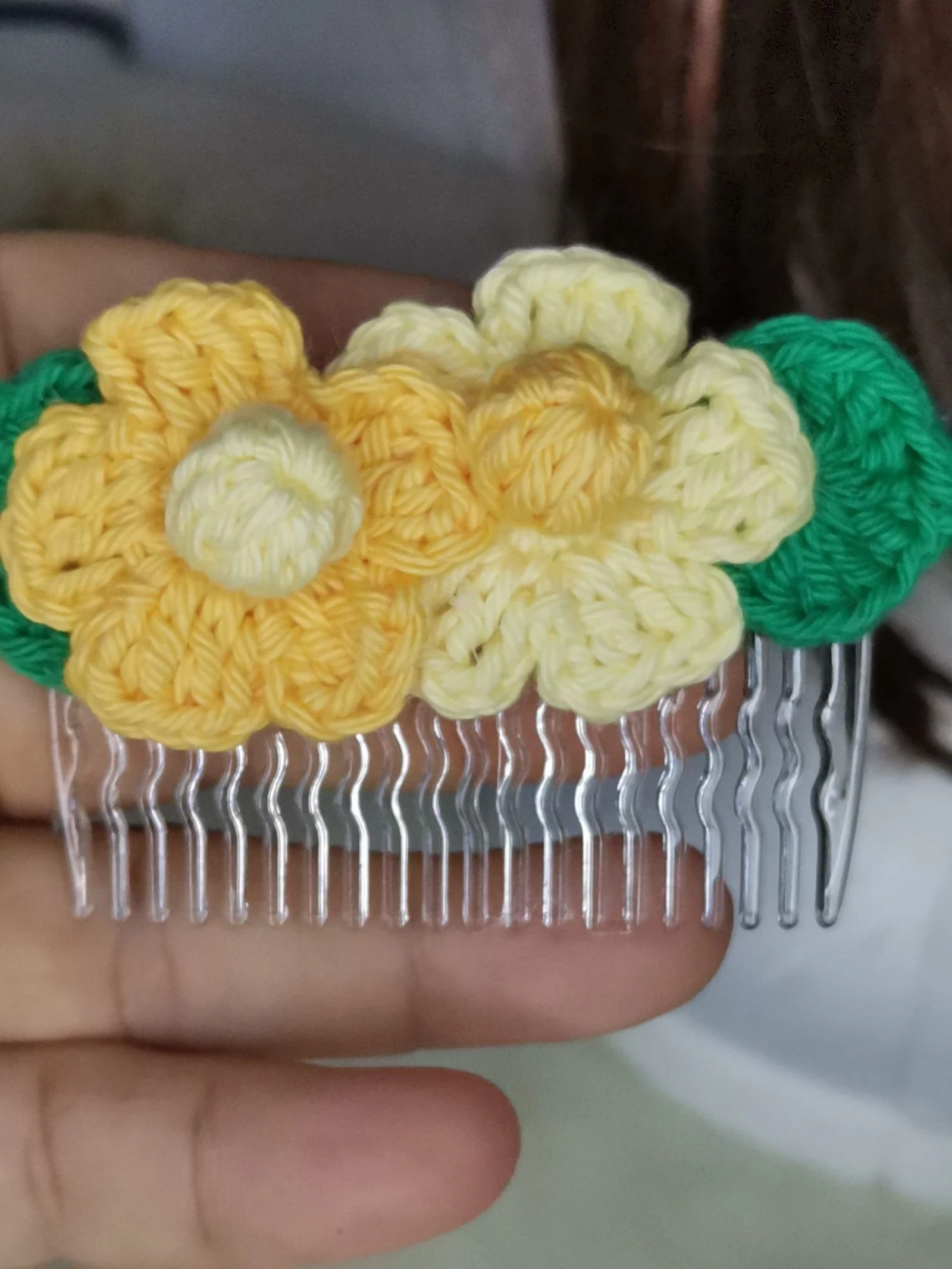 Peineta de flores de crochê feita à mão - Acessório de cabelo de algodão – photo 3